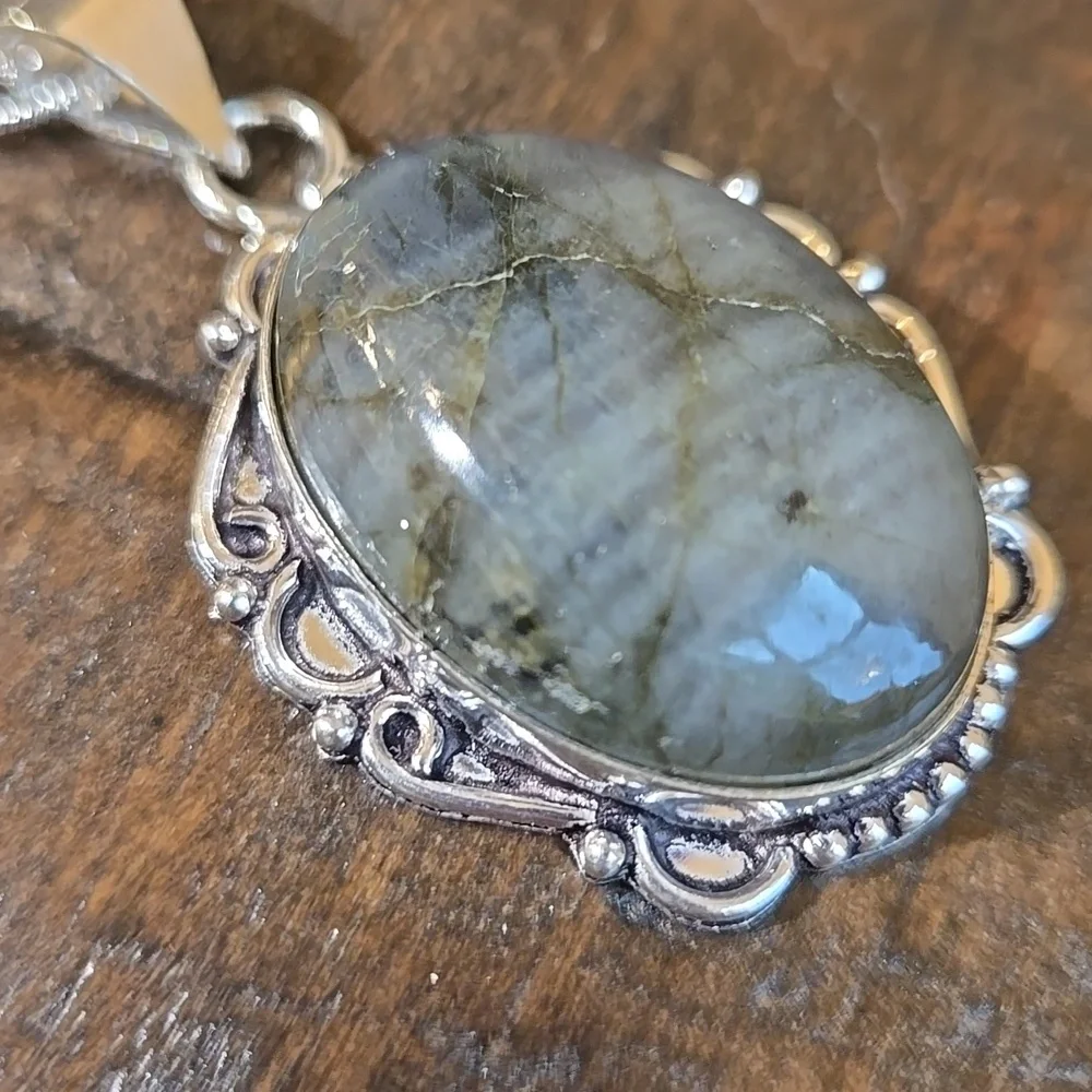 Labradorite Pendant